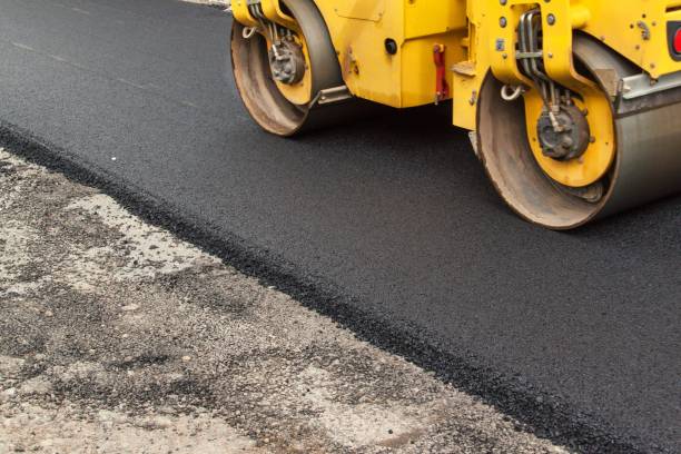 Best Driveway Paving Contractor  in Edmonds, WA